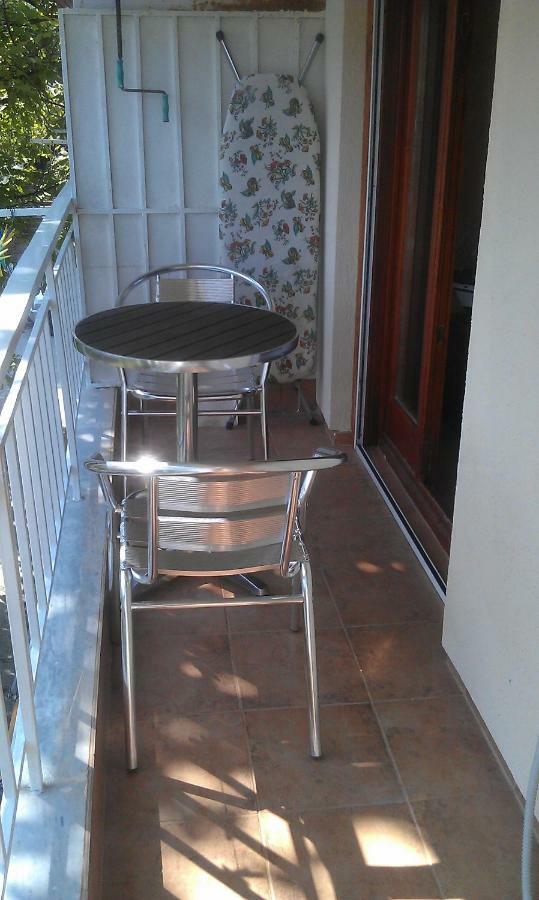 Apartment 60M From Sea! Nea Kallikrateia Εξωτερικό φωτογραφία
